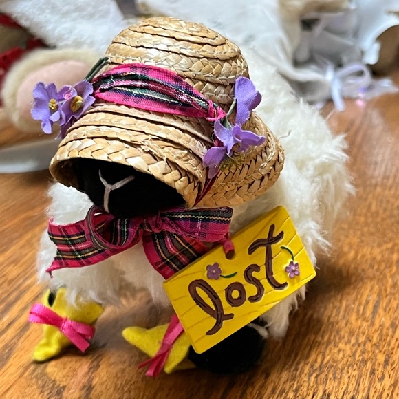 Bear Peep Muffy Vanderbear and Sheep - Picture 2 of 2